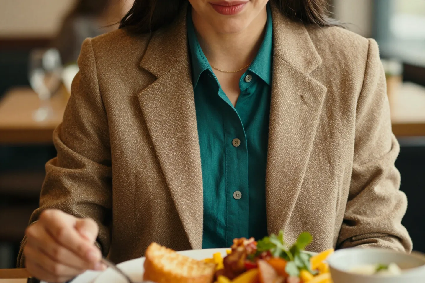 9 Stylish Everyday Outfits Women Can Wear Anywhere And Look Effortlessly Put-Together